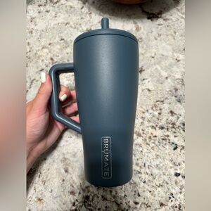 Brumate Era 30oz. Nightfall Blue.